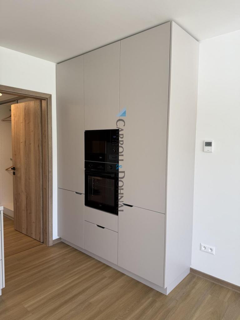 Pronájem bytu 1+kk 34 m2