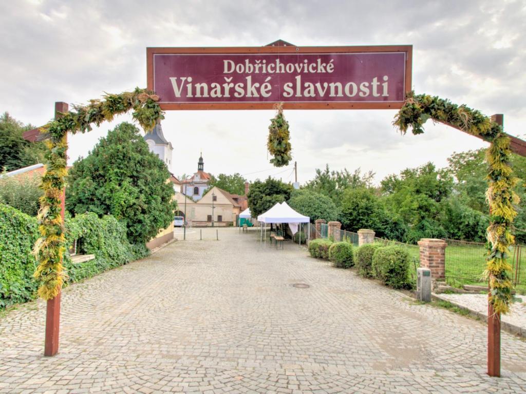 Pronájem bytu 2+kk 70 m2, Dobřichovice – náhled fotky 28