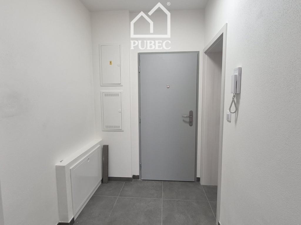 Pronájem bytu 1+kk 32 m2, Plzeň – náhled fotky 8