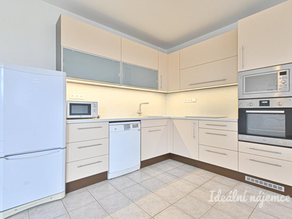 Pronájem bytu 2+kk 64 m2