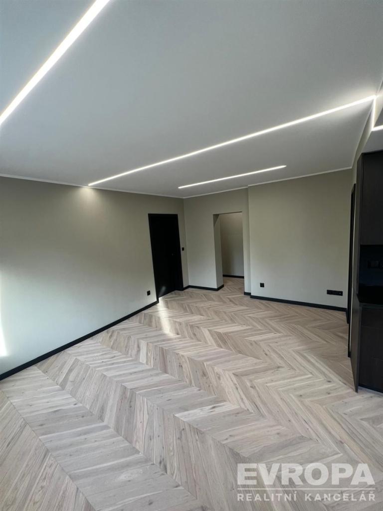 Pronájem bytu 3+kk 71 m2, Opava – náhled fotky 10