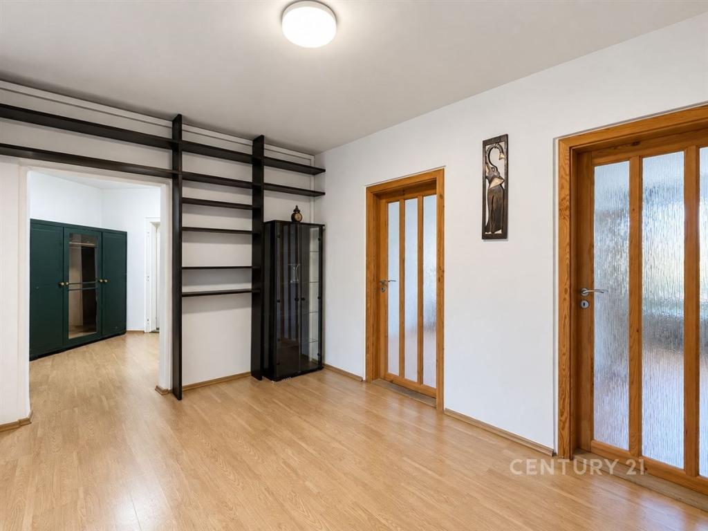 Pronájem bytu 3+kk 98 m2