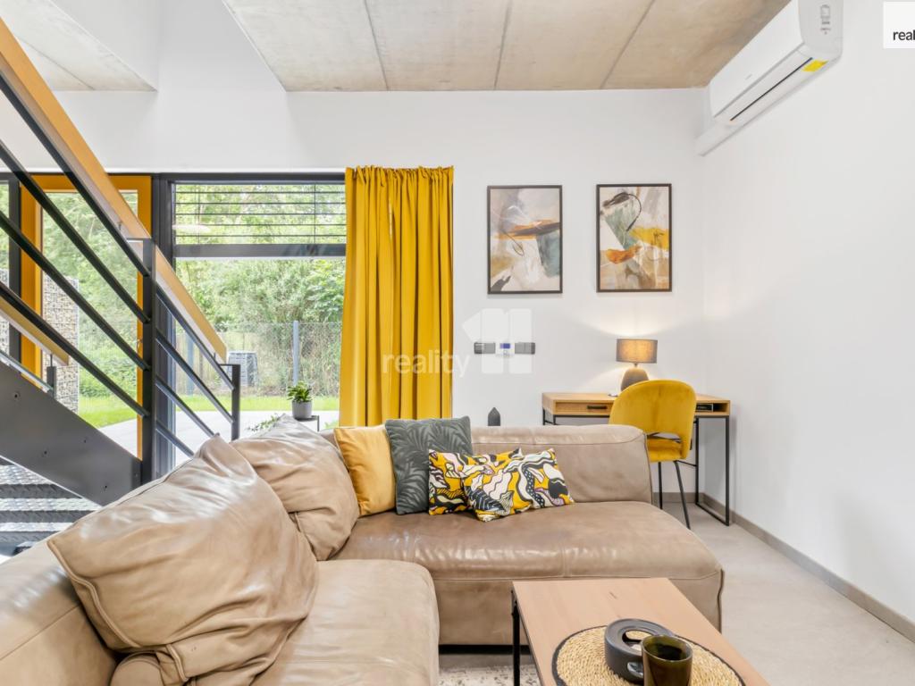 Pronájem bytu 3+kk 105 m2