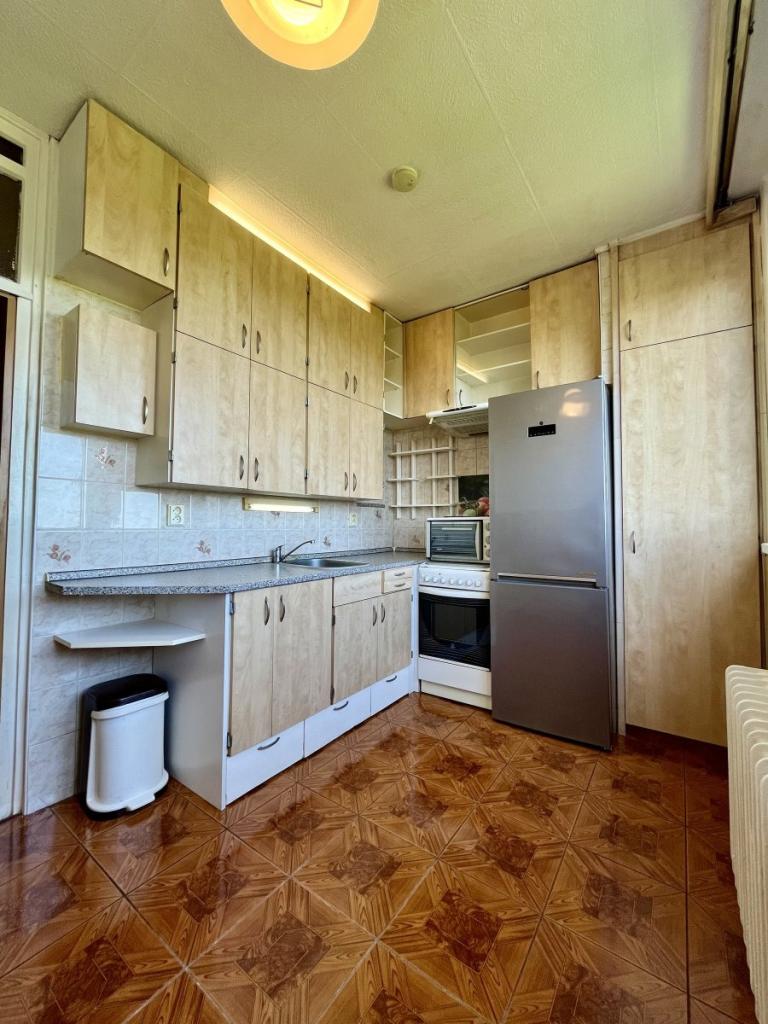 3-room apartment for rent · 64 m² · Ostrava — 565 €/mo