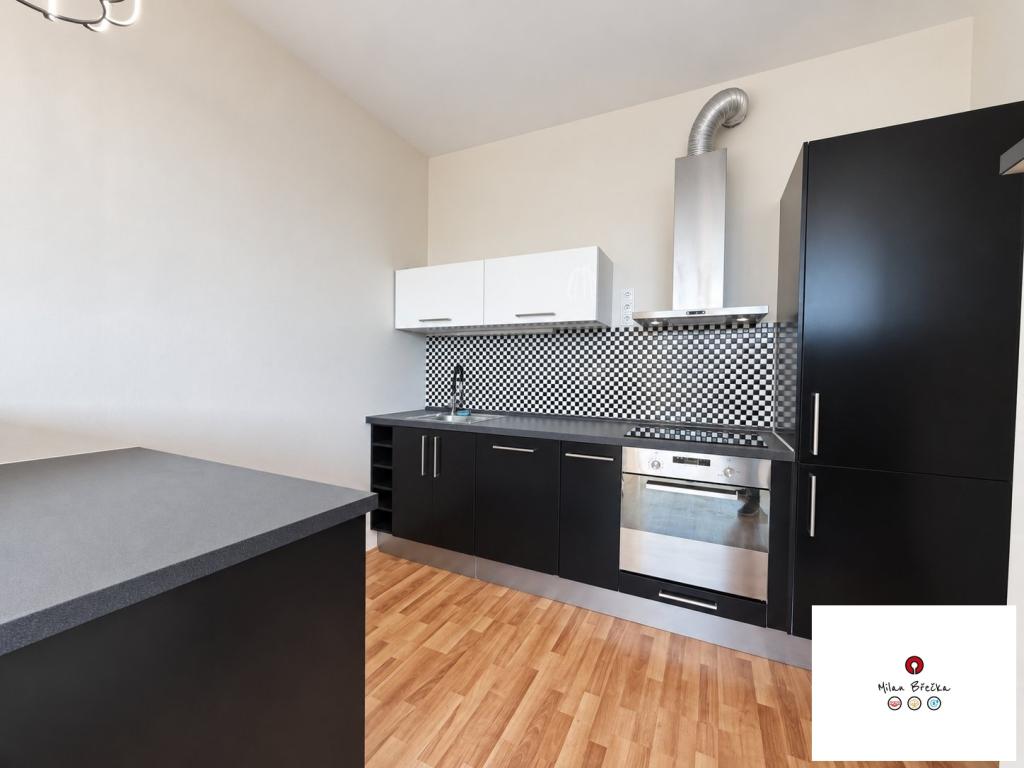Pronájem bytu 2+kk 73 m2, Praha – náhled fotky 3
