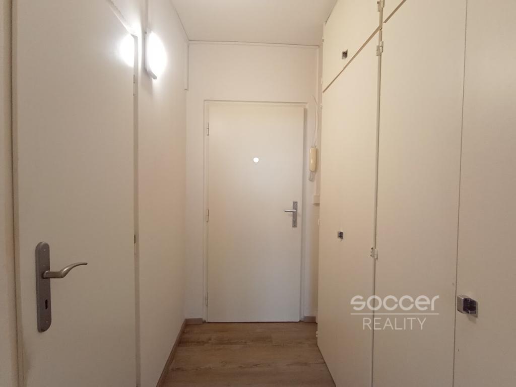 Pronájem bytu 1+kk 25 m2, Praha – náhled fotky 8