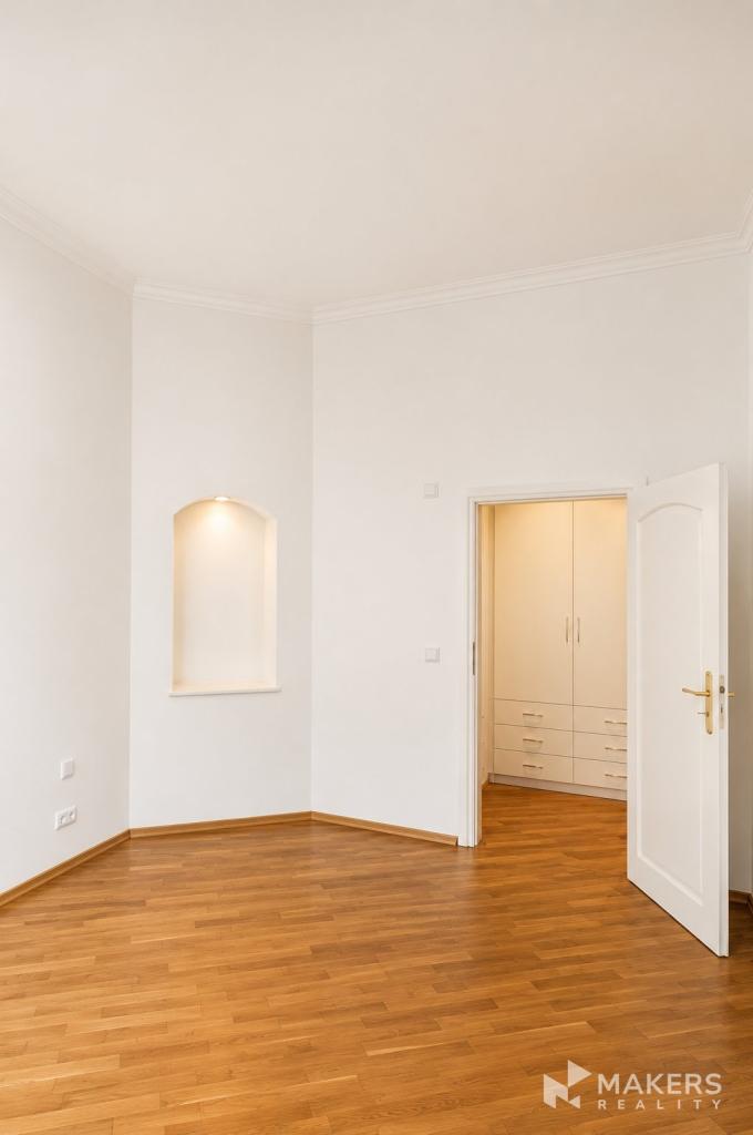 Pronájem bytu 4+kk 178 m2
