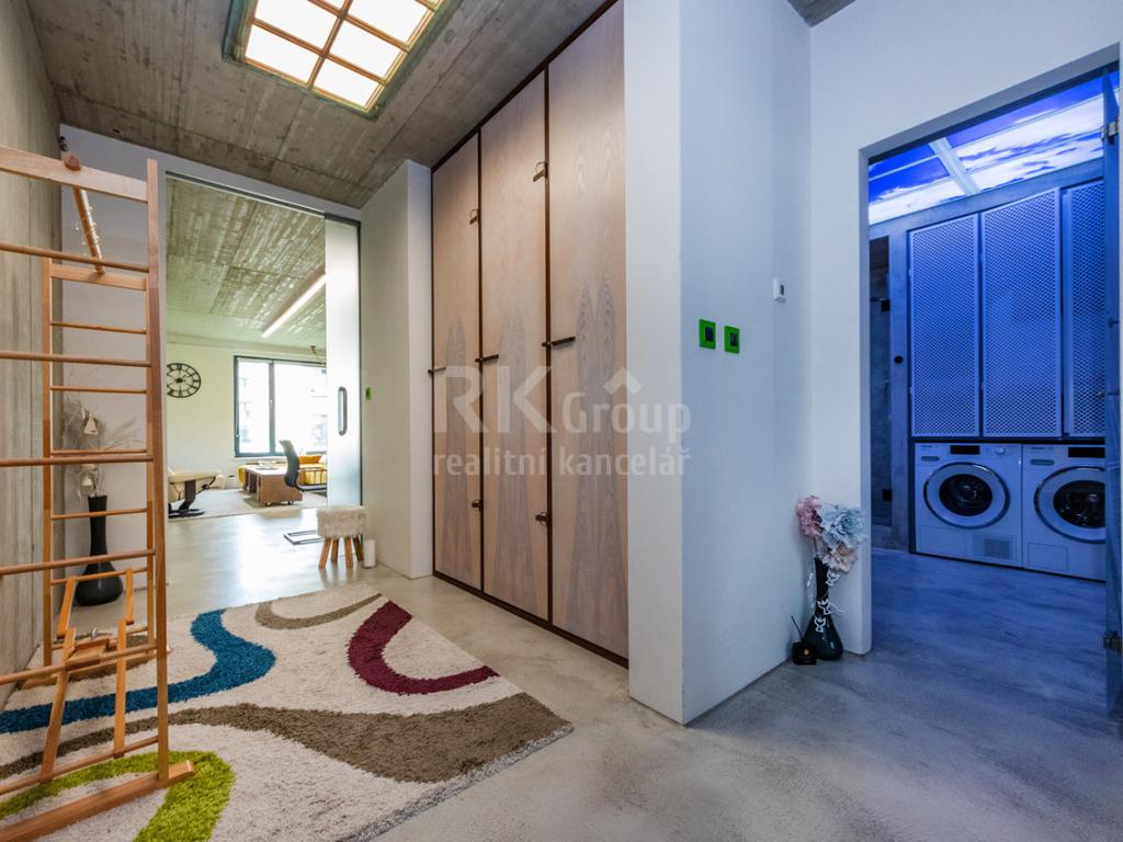 Pronájem bytu 3+kk 81 m2, Praha – náhled fotky 17