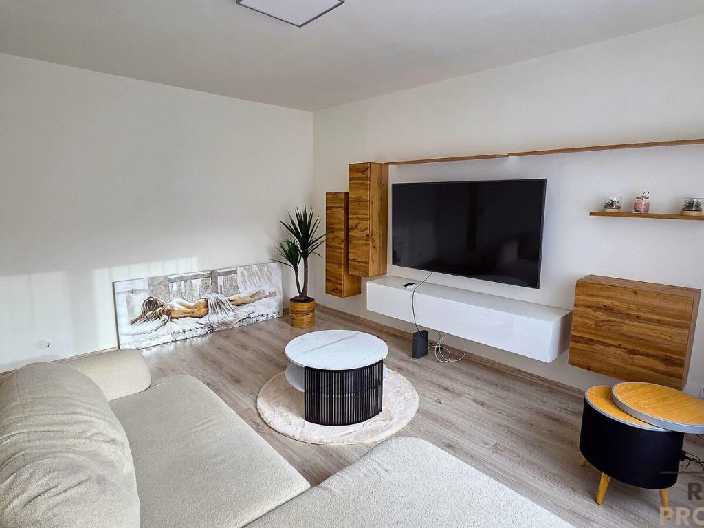 Pronájem bytu 2+1 52 m2
