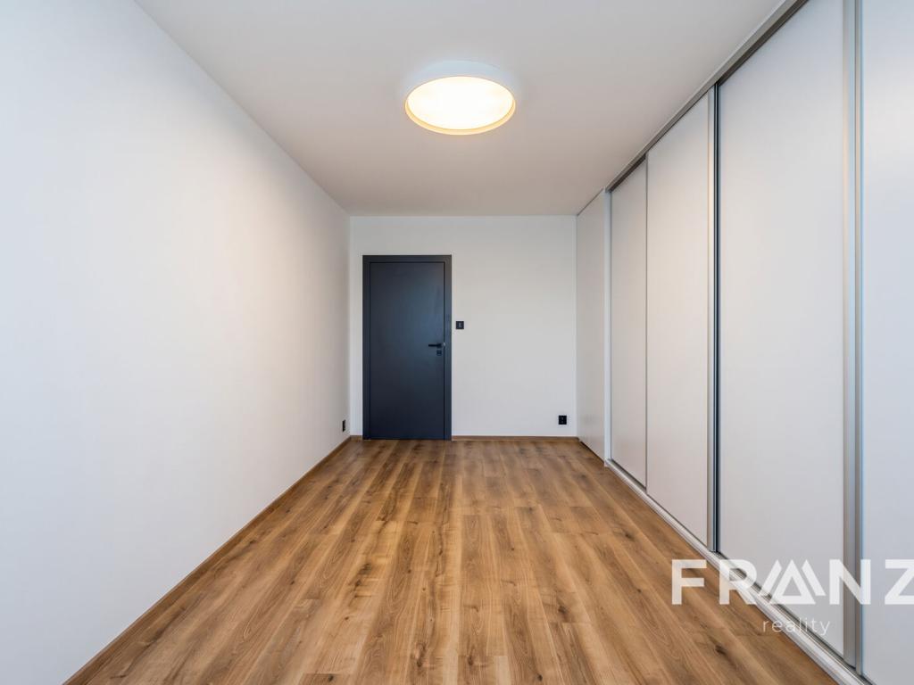 Pronájem bytu 3+kk 67 m2, Ostrava – náhled fotky 27