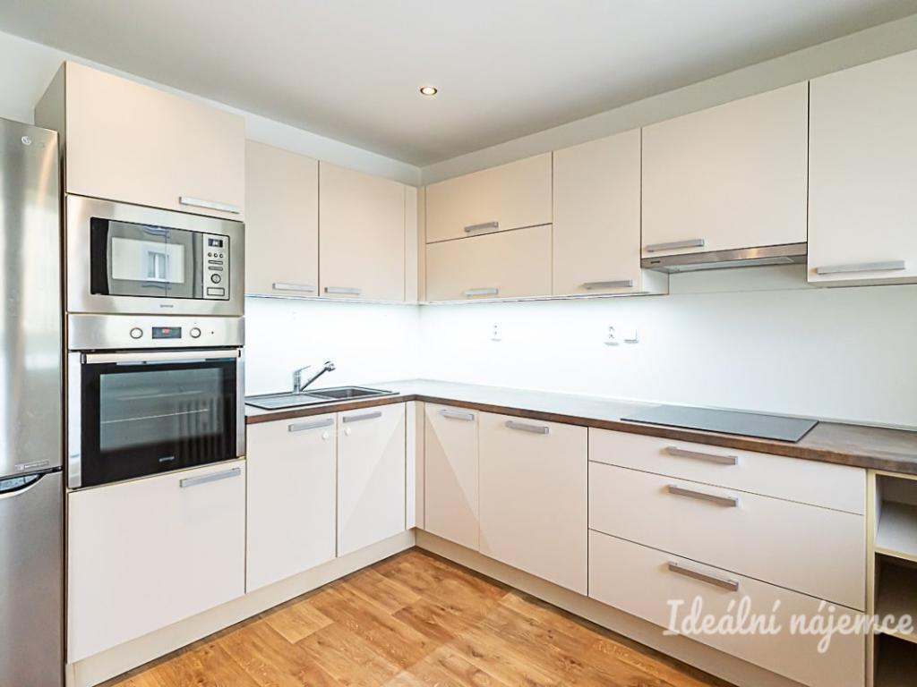 Pronájem bytu 4+1 87 m2