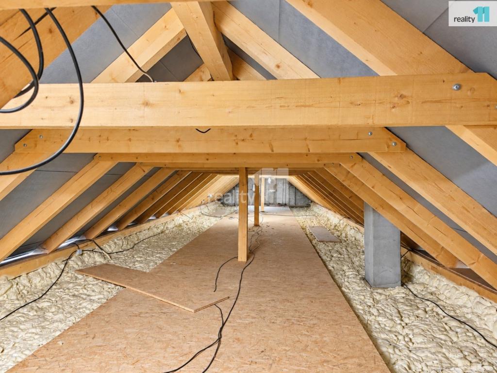 Prodej domu 114 m2, Vinary – náhled fotky 22