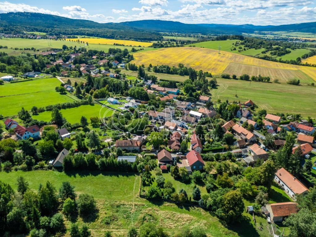 Prodej domu 97 m2, Velký Chlumec – náhled fotky 9