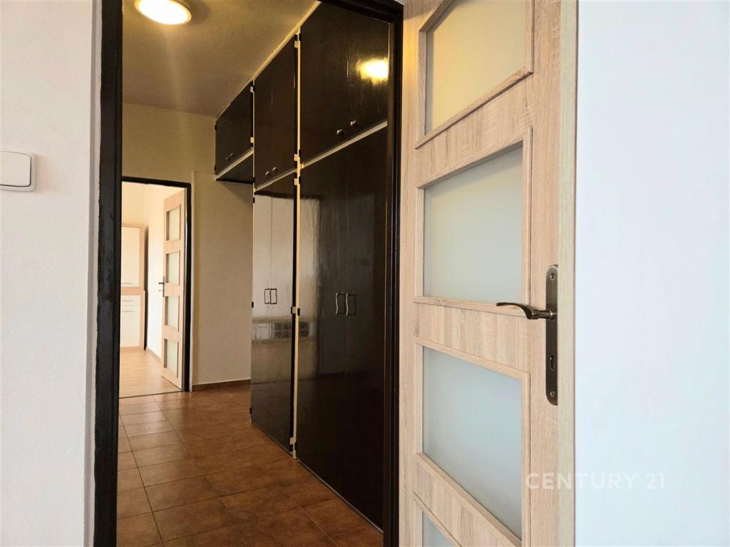 Pronájem bytu 2+1 52 m2, Praha – náhled fotky 15