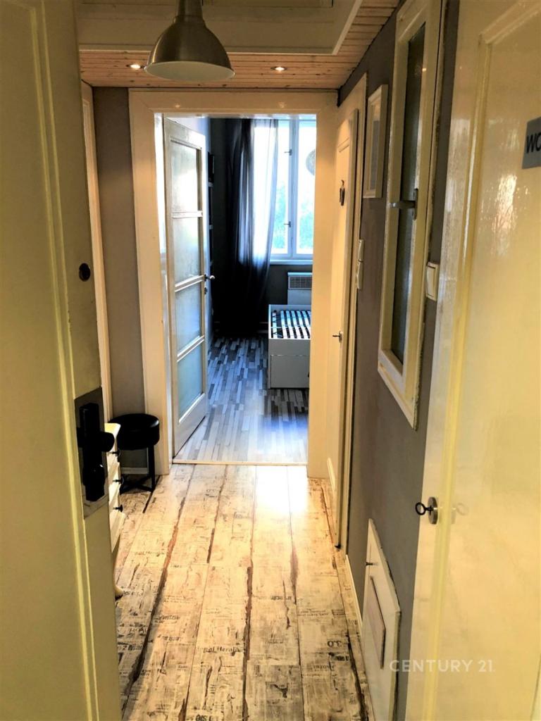 Pronájem bytu 1+kk 40 m2, Praha – náhled fotky 9
