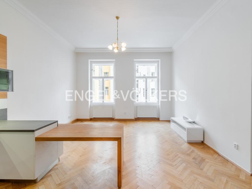 Pronájem bytu 2+kk 60 m2