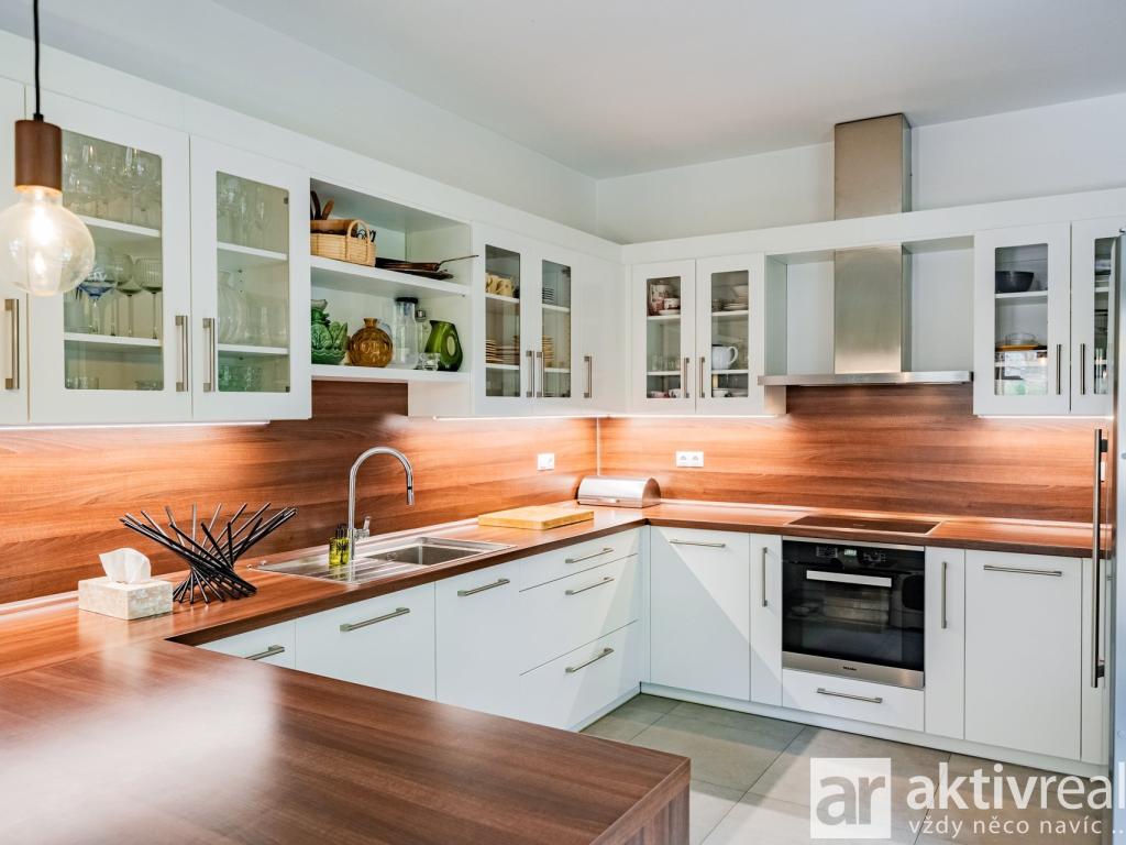 Pronájem bytu 5+kk 180 m2