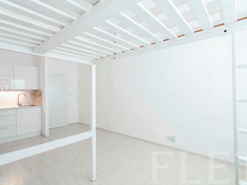 Pronájem bytu 1+kk 27 m2