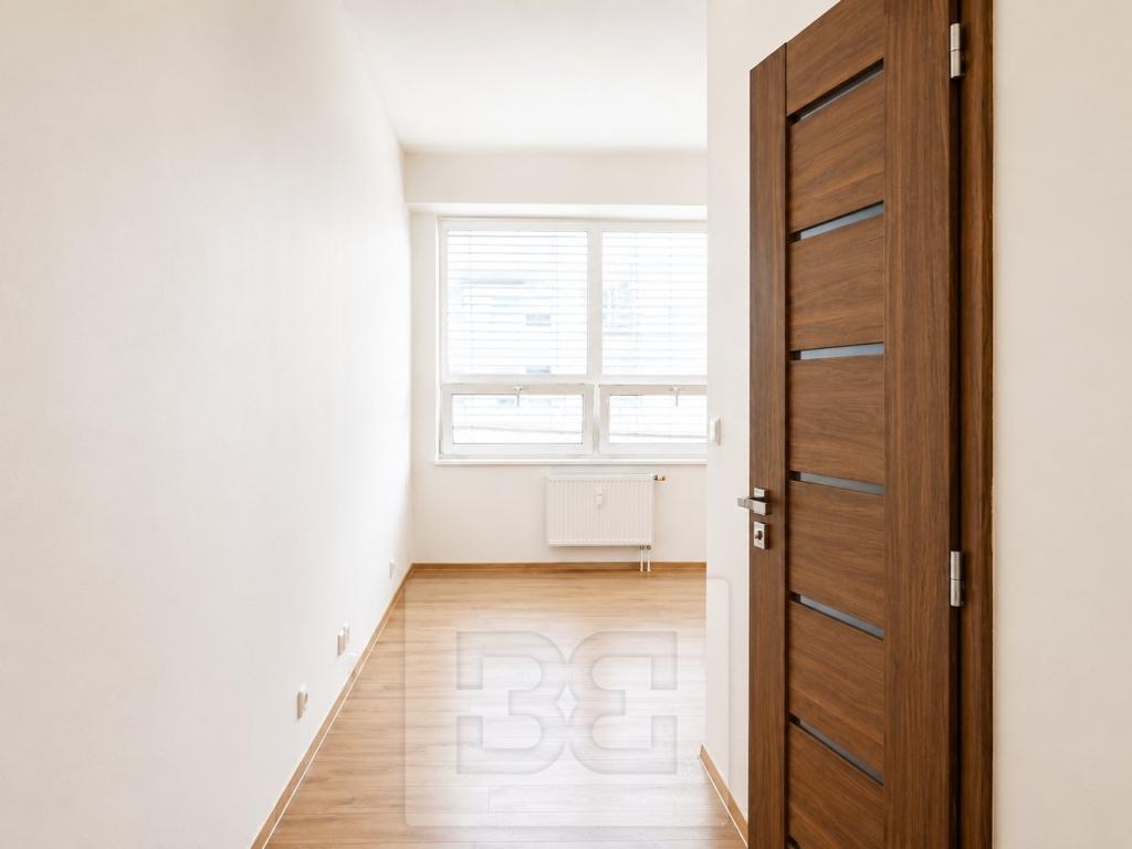 Pronájem bytu 1+kk 28 m2