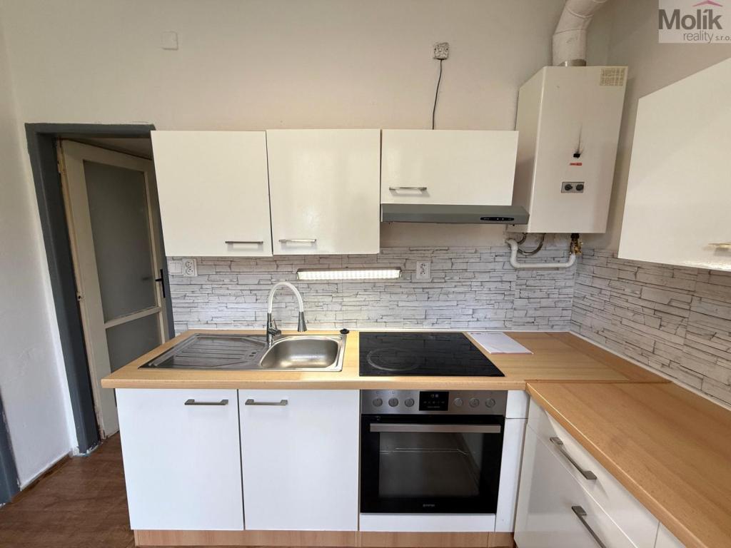 Pronájem bytu 2+1 55 m2