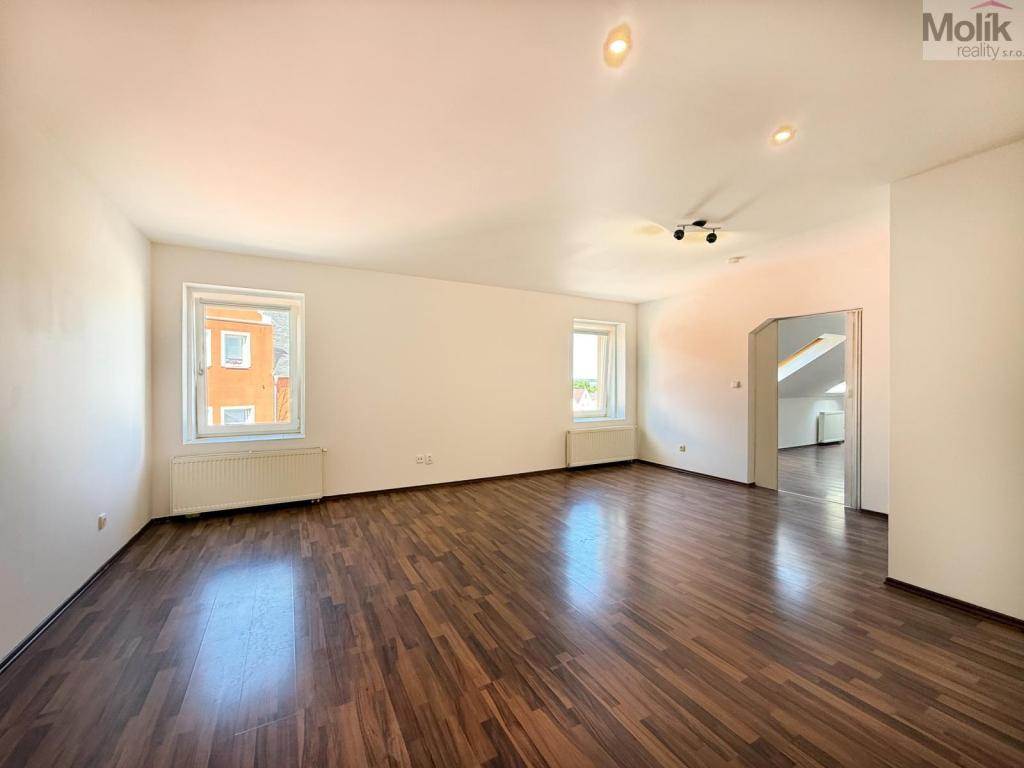 Pronájem bytu 3+1 95 m2
