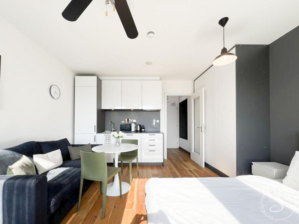 Pronájem bytu 1+kk 27 m2