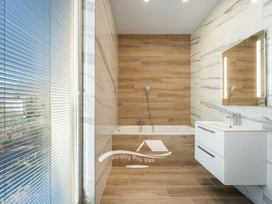 Pronájem bytu 2+kk 58 m2