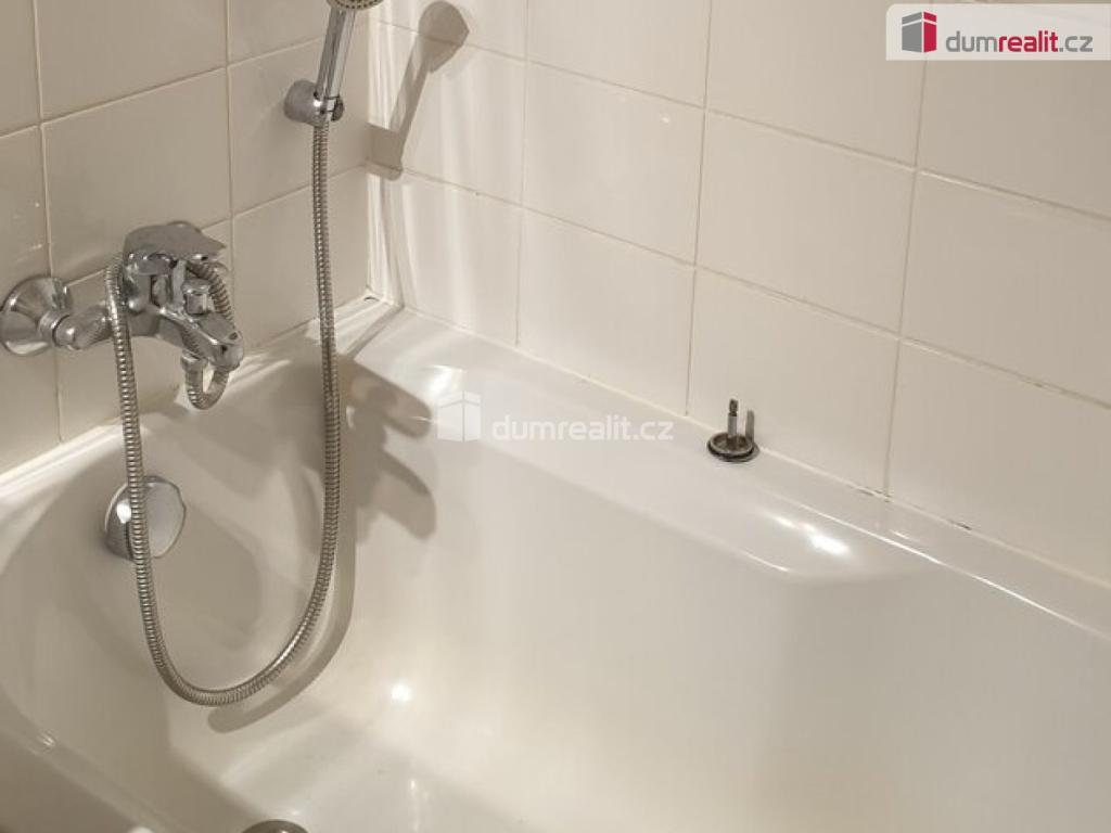 Pronájem bytu 1+kk 27 m2, Praha – náhled fotky 4