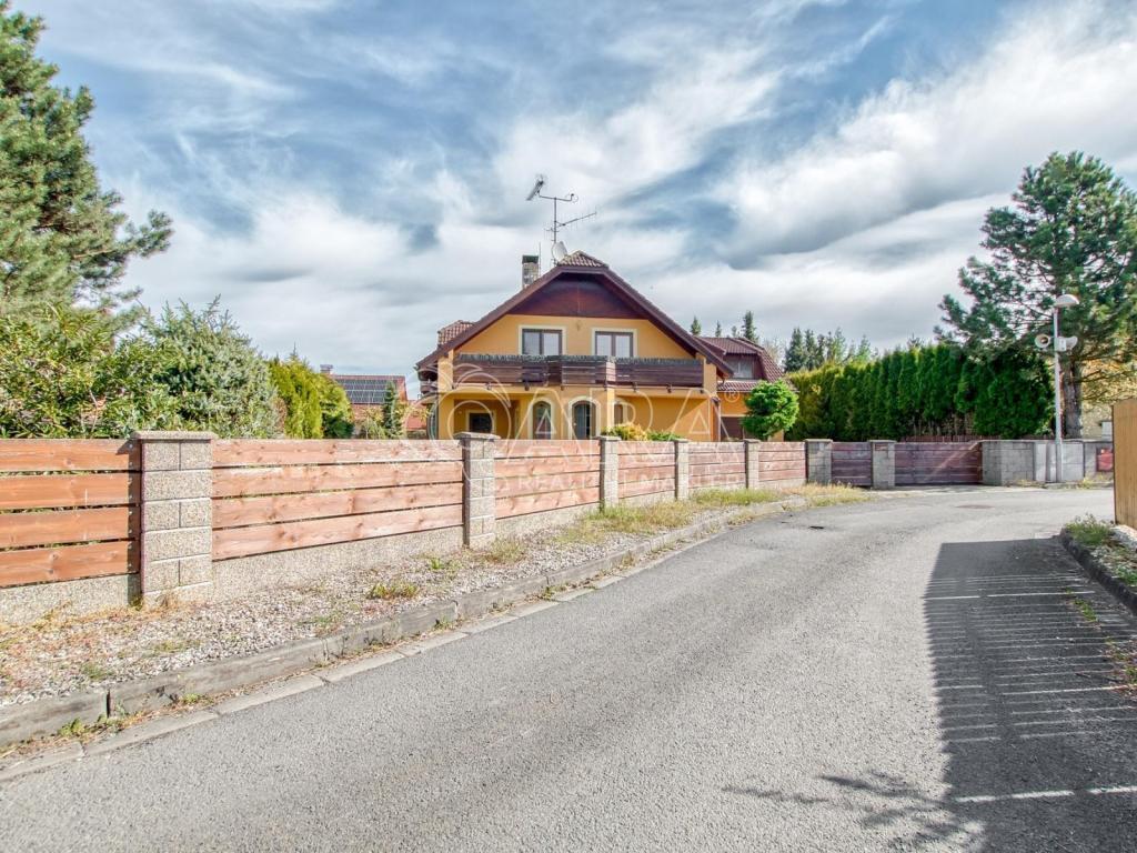 Listing 4