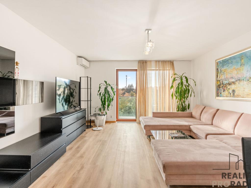 Pronájem bytu 3+kk 90 m2