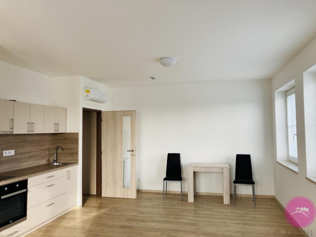 Pronájem bytu 1+kk 30 m2