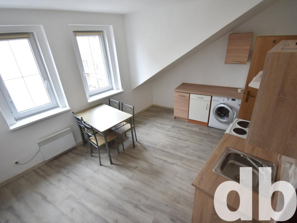 Pronájem bytu 1+1 60 m2