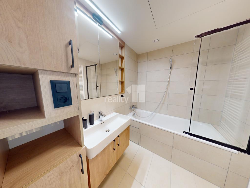 Pronájem bytu 2+kk 52 m2