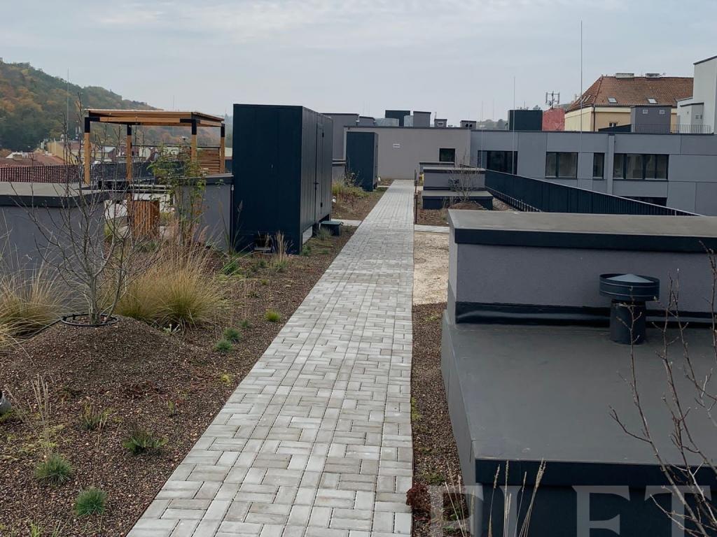Pronájem bytu 1+kk 30 m2, Praha – náhled fotky 16
