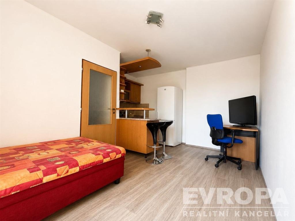 Pronájem bytu 1+kk 27 m2