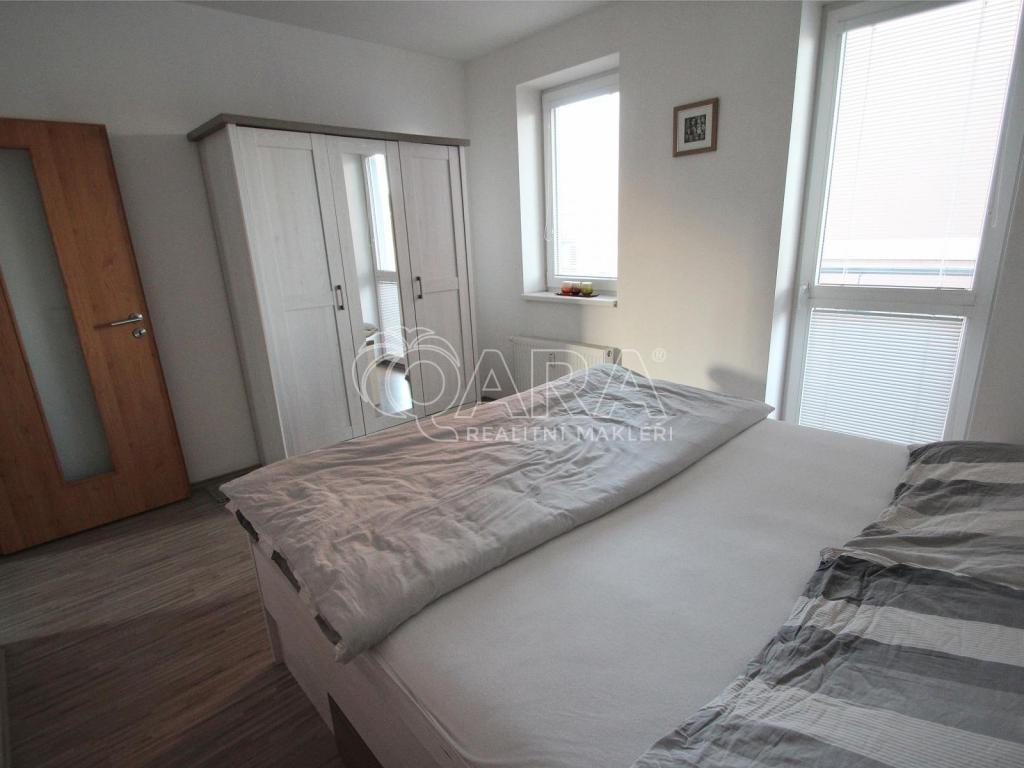Pronájem bytu 3+kk 54 m2