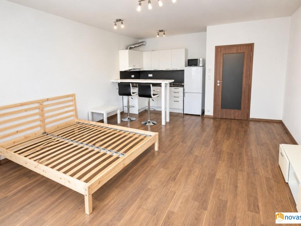 Pronájem bytu 1+kk 37 m2