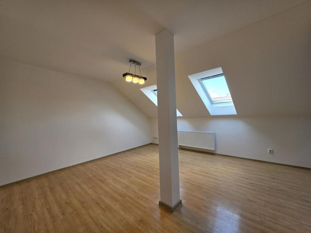Listing 1