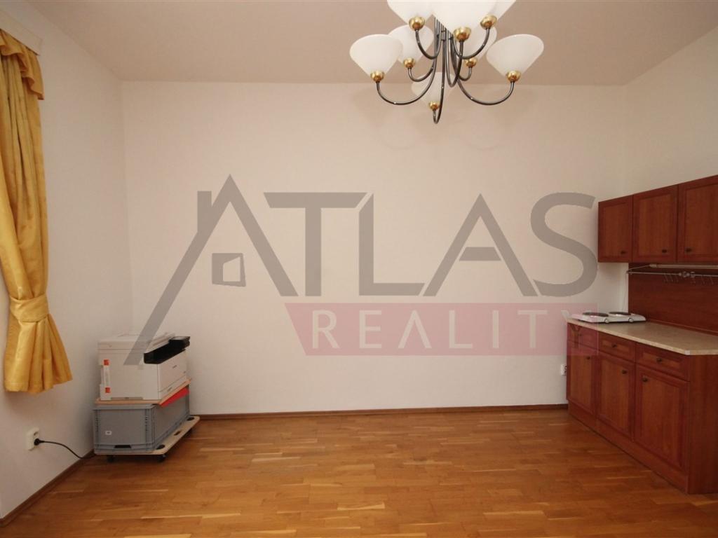 Pronájem bytu 1+kk 30 m2