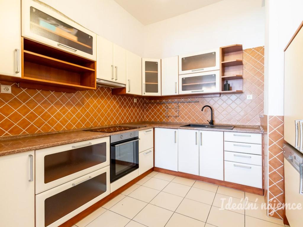 Pronájem bytu 2+1 92 m2