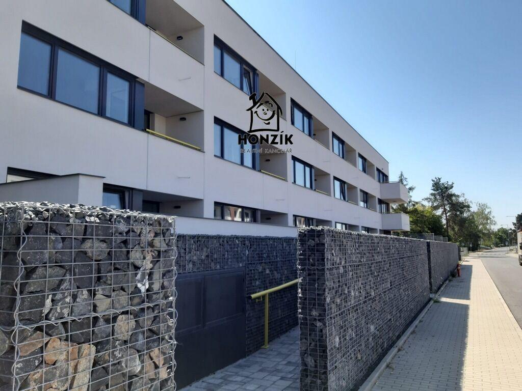Pronájem bytu 2+kk 42 m2