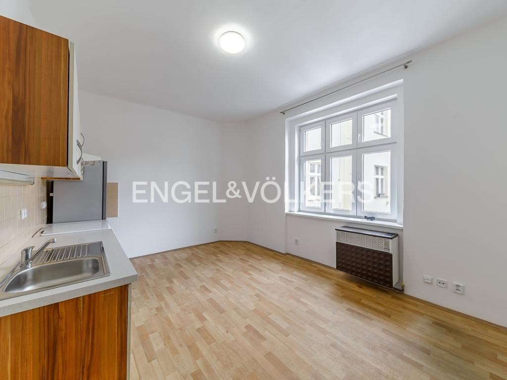 Pronájem bytu 2+kk 60 m2
