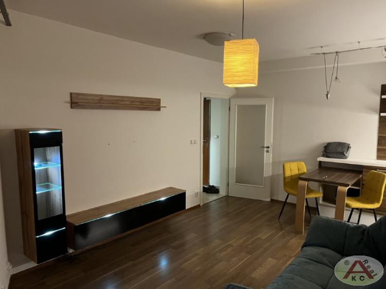 Pronájem bytu 1+kk 27 m2