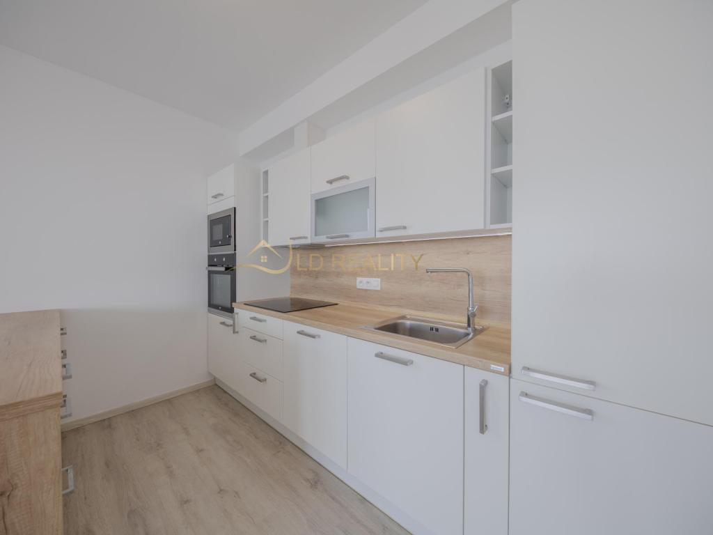 Pronájem bytu 3+kk 108 m2