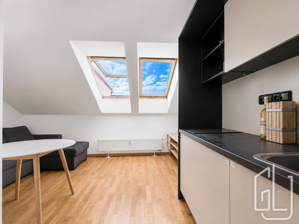 Prodej bytu 2+kk 43 m2, Praha – náhled fotky 7