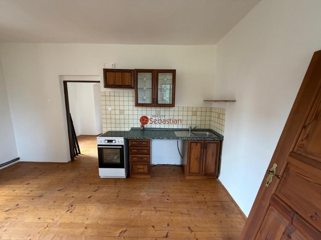 Pronájem bytu 1+kk 26 m2, Jestřebí – náhled fotky 3