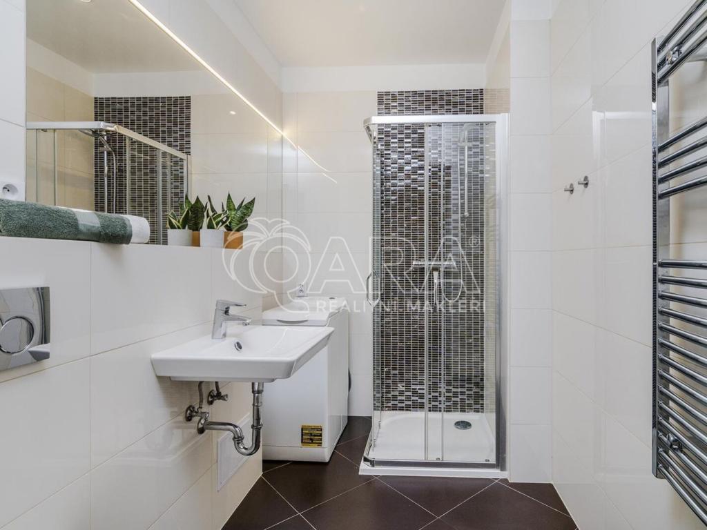 Pronájem bytu 1+kk 33 m2