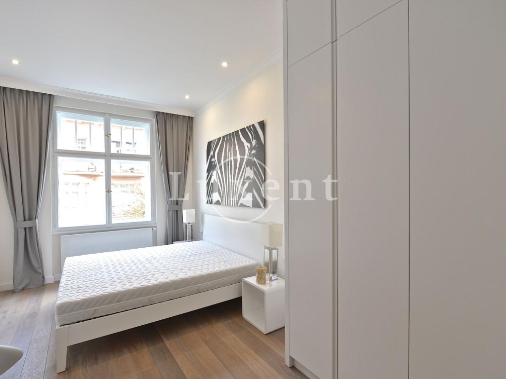 Pronájem bytu 2+kk 56 m2, Praha – náhled fotky 11