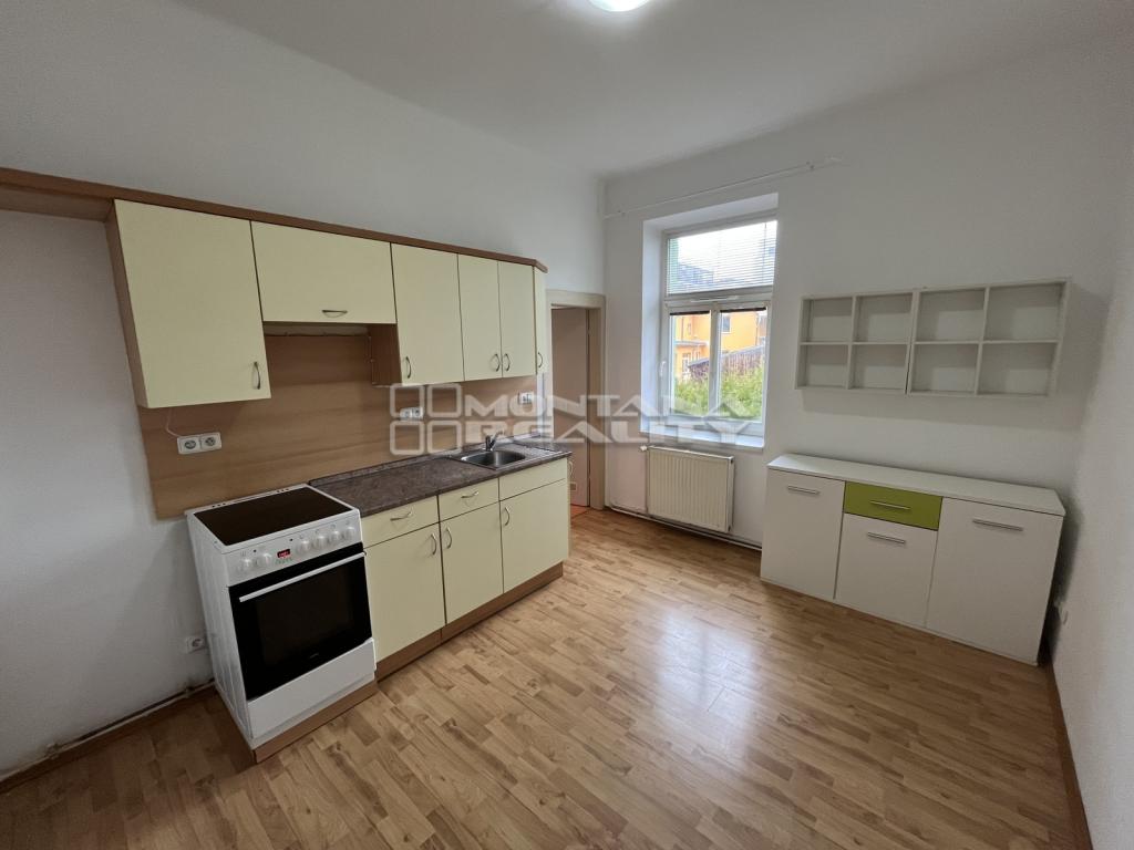 3-room apartment for rent · 85 m² · Olomouc — 977 €/mo