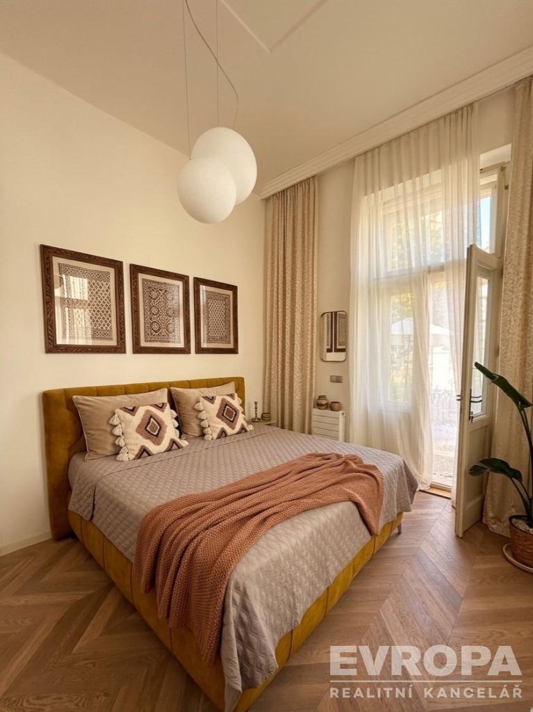 Pronájem bytu 2+kk 65 m2